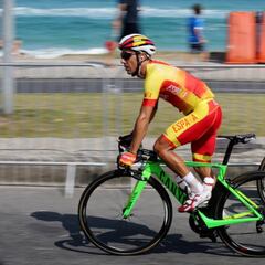 Valverde apunta al oro en las rampas de Vista Chinesa
