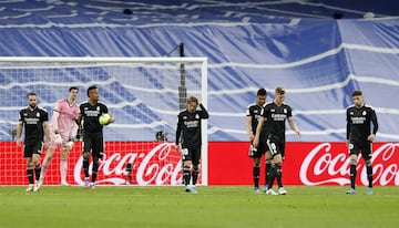 Desolación en los jugadores del Real Madrid.