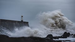 Tsunami watch vs tsunami warning: What to look out for after 8.8-magnitude earthquake in Russia