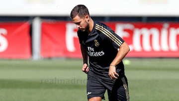 Hazard, entrenándose con el Real Madrid.