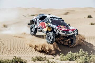 El 3008 DKR Maxi de Peugeot para el Dakar 2018.