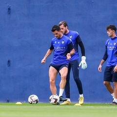 Los isquiotibiales vuelven a frenar a Postigo