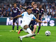 Soccer Football - Ligue 1 - Olympique de Marseille v Olympique Lyonnais - Orange Velodrome, Marseille, France - March 1, 2026 Olympique de Marseille's Pierre-Emerick Aubameyang scores their second goal REUTERS/Manon Cruz