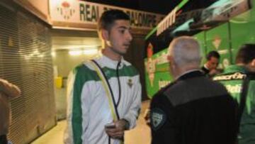 Momo desafía al Betis