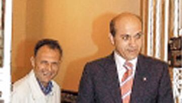 Caparrós y Del Nido.