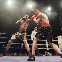 Jonfer se luce para hacerse con el trono del superpluma