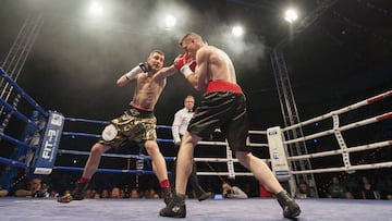 Jon Fernandez vs Ismael Garc&iacute;a. Campeonato de Espa&ntilde;a del Superpluma.