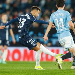 Brais baila en el salón de su casa