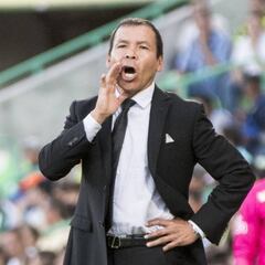 Profe Cruz, el mejor DT del Atlas en la Era de Guzmán