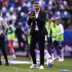 ¿Qué pasa con Rayados?; el análisis fino de Fernando Ortiz
