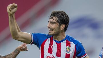 Es canterano rojinegro, pero hoy lleva no solo en el uniforme, sino en el corazón los colores rojiblancos.