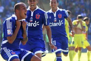Pereira celebró con todo su primer gol en Chile.