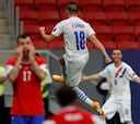 Chile cae ante Paraguay y avanza exhibiendo su peor cara en la Copa