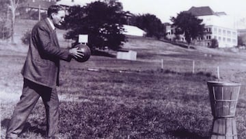 James Naismith, inventor del baloncesto.