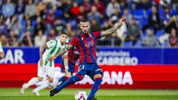 Sielva marca el 1-0 del partido de ida