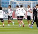Khedira vuelve con el grupo