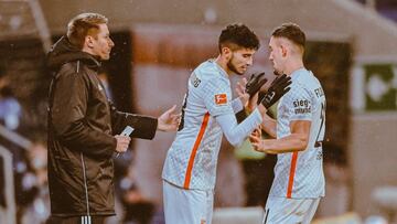 A pocos días de haber llegado al fútbol alemán, el atacante estadounidense tuvo sus primeros minutos con la camiseta del Augsburg en la derrota ante el Hoffeinheim.