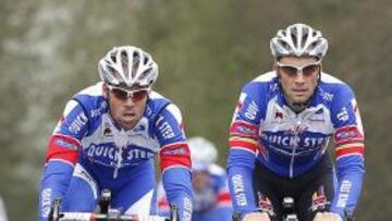 Van Impe y Boonen, en el pavés.