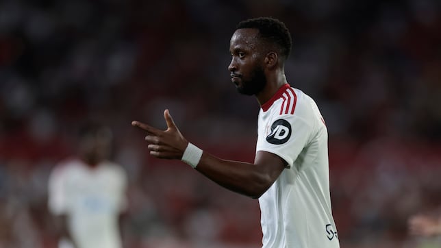 Oficial: Lukebakio, al Benfica