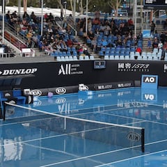 La lluvia torrencial suspende la jornada en las pistas exteriores