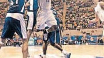 <b>EL TIMONEL. </b>Bullock se queda sin compañeros en la dirección.