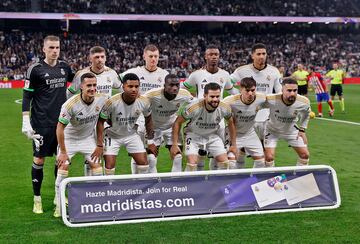 Equipo del Real Madrid. Andriy Lunin, Federico Valverde, Toni Kroos, Eduardo Camavinga, Jude Bellingham, Lucas Vázquez, Rodrygo Goes, Ferland Mendy, Nacho Fernández, Brahim Díaz y Dani Carvajal.