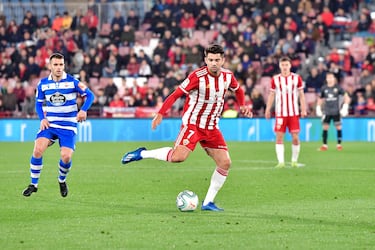 Después de media temporada en Portugal, en enero de 2020 llega al Almería previo pago de 700.000 euros. Disputa 110 minutos en cuatro partidos, y la contratación de Guti en la nueva temporada se prometía beneficiosa para el madridista. A pesar de ello, Enzo no contó para el entrenador y decidió marcharse en octubre sin haber disputado ni un minuto más.