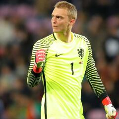 “Cillessen debería jugar en un club como Atlético de Madrid o Sevilla”