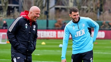 Santiago Giménez durante un entrenamiento del Feyenoord