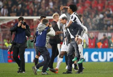 Juan Guillermo Cuadrado volvió a hacerle broma a Allegri en una celebración de Juventus