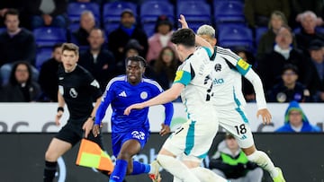 Soccer Football - Premier League - Leicester City v Newcastle United - King Power Stadium, Leicester, Britain - April 7, 2025 Leicester City's Jeremy Monga in action with just 15 years and 271 days old, he became the second-youngest player in Premier League history, behind Arsenal’s Ethan Nwaneri, who debuted at 15 years and 181 days. His shirt lacked the sponsor’s logo because Premier League rules prohibit players under 18 from promoting gambling brands. Action Images via Reuters/Andrew Boyers EDITORIAL USE ONLY. NO USE WITH UNAUTHORIZED AUDIO, VIDEO, DATA, FIXTURE LISTS, CLUB/LEAGUE LOGOS OR 'LIVE' SERVICES. ONLINE IN-MATCH USE LIMITED TO 120 IMAGES, NO VIDEO EMULATION. NO USE IN BETTING, GAMES OR SINGLE CLUB/LEAGUE/PLAYER PUBLICATIONS. PLEASE CONTACT YOUR ACCOUNT REPRESENTATIVE FOR FURTHER DETAILS.. TPX IMAGES OF THE DAY