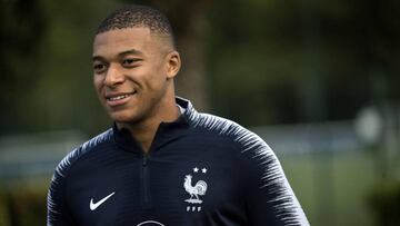 Kylian Mbappe con la selección francesa.