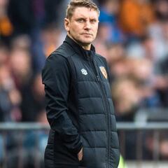 Técnico de Hull City elogia la actitud de Óscar Estupiñán