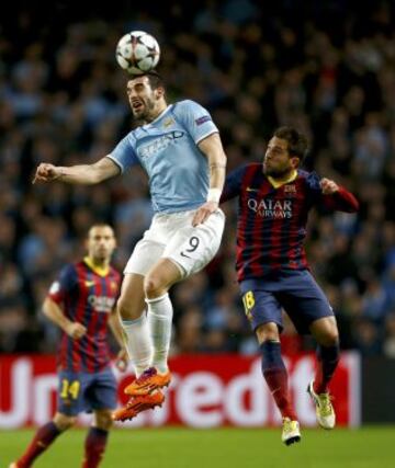 Negredo y Jordi Alba.