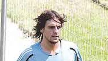 <b>20 MILLONES. </b>El Madrid aún espera amortizar el fichaje de Woodgate.