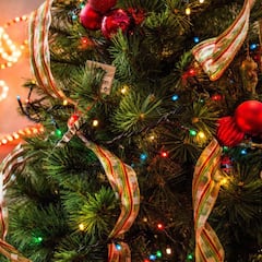 ¡Se acabó el 2024! Fecha oficial en que se quita el árbol de Navidad en México