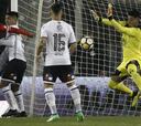 Colo Colo 0 - U. La Calera 2: Brian Fernández se despide con goles