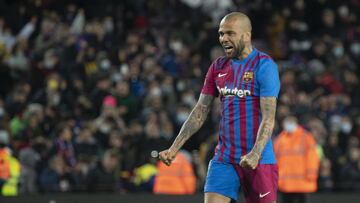 Alves: "Soy un predestinado. Y Guardiola, lo máximo"