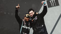 Wolff se sube al barco de Hamilton