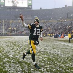 What is the oldest NFL stadium? How old is it?