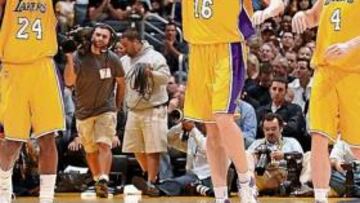 <b>LANZADOS. </b>Bryant, Gasol, Walton. Son los Lakers, van lanzados.