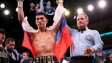 ¿Cuánto dinero gana Dmitry Bivol? Así es la fortuna del próximo rival de Canelo Álvarez