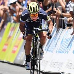 Ewan es el más rápido en el calor de Australia y se coloca líder