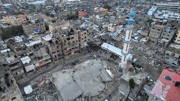 A drone view shows Palestinians holding Eid al-Fitr prayers by the ruins of al-Farouk mosque, amid the ongoing conflict between Israel and Palestinian Islamist group Hamas, in Rafah, in the southern Gaza Strip April 10, 2024. REUTERS/Shadi Tabatibi