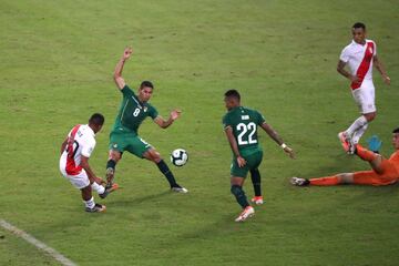 1-3. Edison Flores marc el tercer gol.