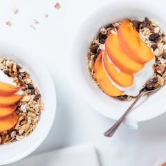 Así es el desayuno perfecto de Harvard: los cuatro alimentos que apenas tomamos en España