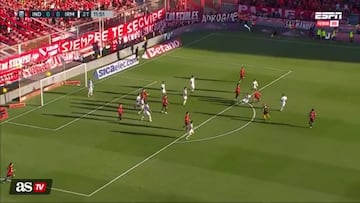 El equipo de los chilenos en Argentina marca uno de los goles que postulará al Puskas: pocas veces visto en el mundo