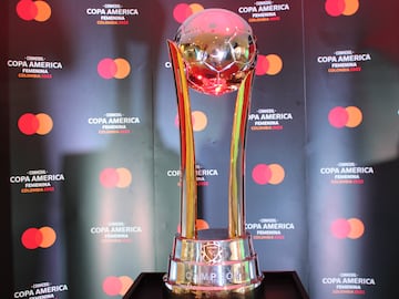 El trofeo de la Copa América Femenina pesa aproximadamente 4 kilos, tiene una altura de 65 centímetros y 22 cm de diámetro. Está elaborada en plata con aleación de oro y bronce.

El torneo se realizará en el país del 8 al 30 de julio. Colombia debutará el día de la inauguración ante Ecuador en el Pascual Guerrero de Cali.