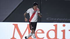 JUNIN, ARGENTINA - AUGUST 30:  Enzo Perez of River Plate celebrates after scoring the second goal of his team during a match between Sarmiento and River Plate as part of Torneo Liga Profesional 2021 at Estadio Eva Peron on August 30, 2021 in Junin, Argentina. (Photo by Marcelo Endelli/Getty Images)