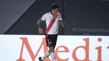 JUNIN, ARGENTINA - AUGUST 30: Enzo Perez of River Plate celebrates after scoring the second goal of his team during a match between Sarmiento and River Plate as part of Torneo Liga Profesional 2021 at Estadio Eva Peron on August 30, 2021 in Junin, Argentina. (Photo by Marcelo Endelli/Getty Images)